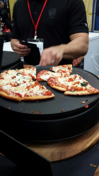 spinatos-pizza-20170211_113207_resized