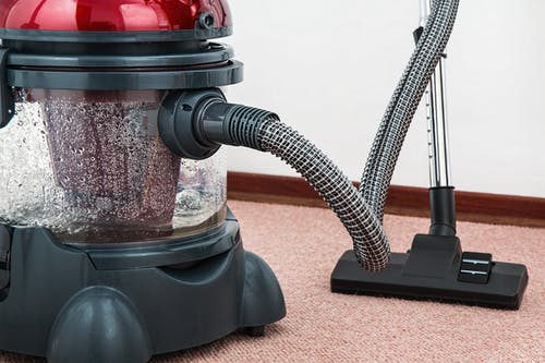 vacuum-cleaner-carpet-cleaner-housework