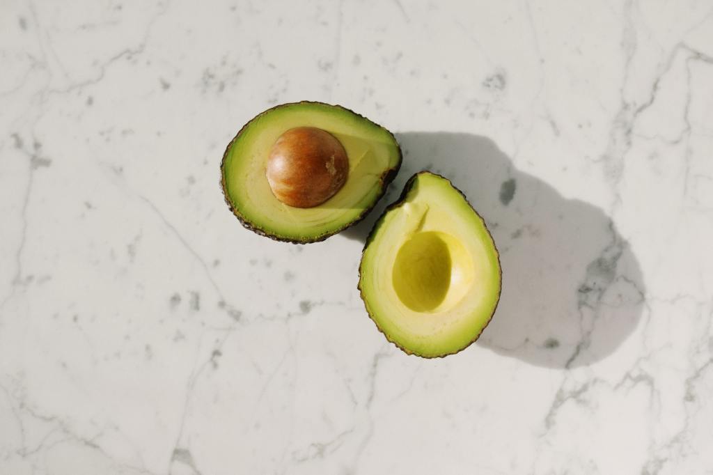 This image has an empty alt attribute; its file name is avocado-1.jpg