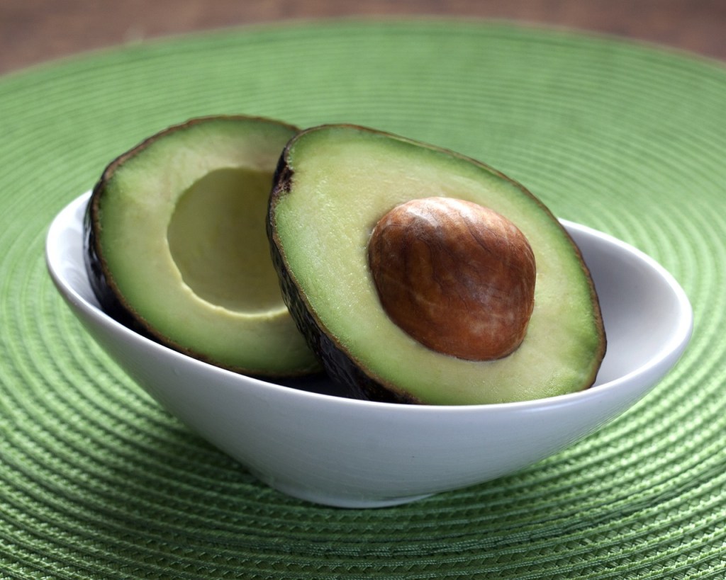 5 Simple and Delicious Ways to Use Avocado&nbsp;Oil